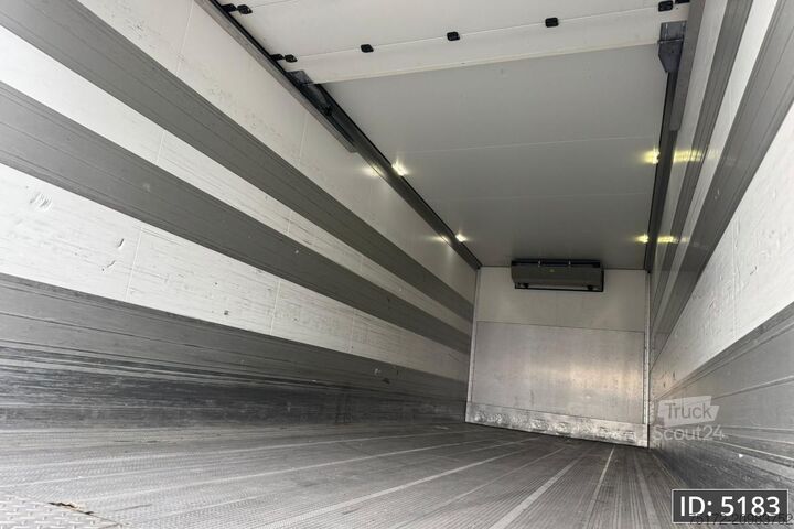 Gekoeld/bevroren transport Mercedes-Benz Antos 2736 Day Cab, Euro 6, + Schmitz / Durchla...