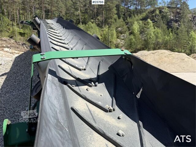 Screeningsanlegg McCloskey S80 screening plant with Svedala Arbrå cone crushe