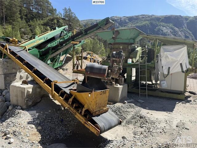 Screeningsanlegg McCloskey S80 screening plant with Svedala Arbrå cone crushe