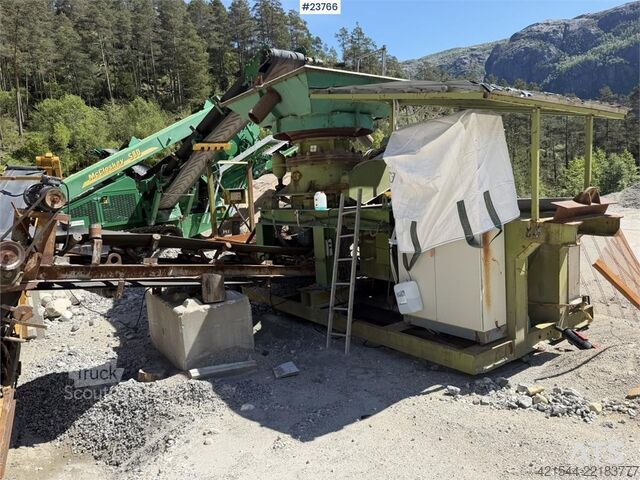 Screeningsanlegg McCloskey S80 screening plant with Svedala Arbrå cone crushe