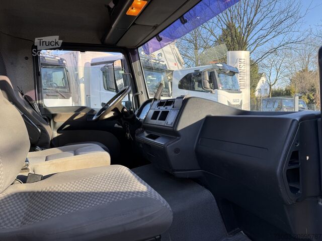Camion benne MAN TGL 12.240 Haken