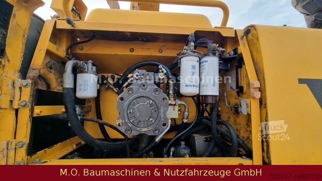 Rupsgraver VOLVO EC 460 LC