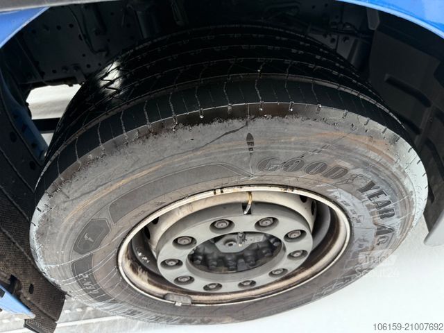 Tracteur routier standard IVECO AS 440 ST 460 PS LNG - Retarder  ACC Leder