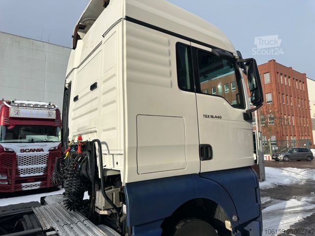Volumen SZM MAN TGX 18.440 XLX / Low / Euro 5
