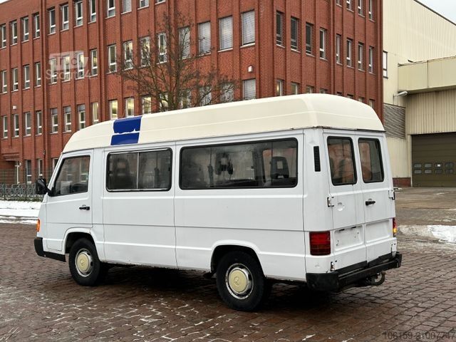 Minibus MERCEDES-BENZ 100 D / 9 Sitzer / Diesel