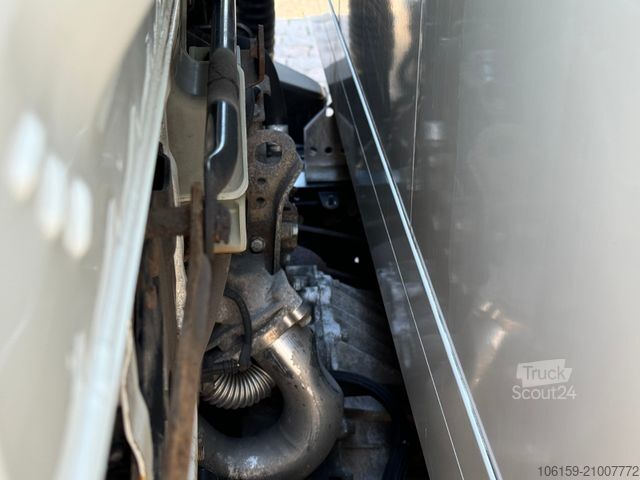 Fourgon tôlé MITSUBISHI Fuso Canter 7C15 / 3-Sitzer / Bär Lbw