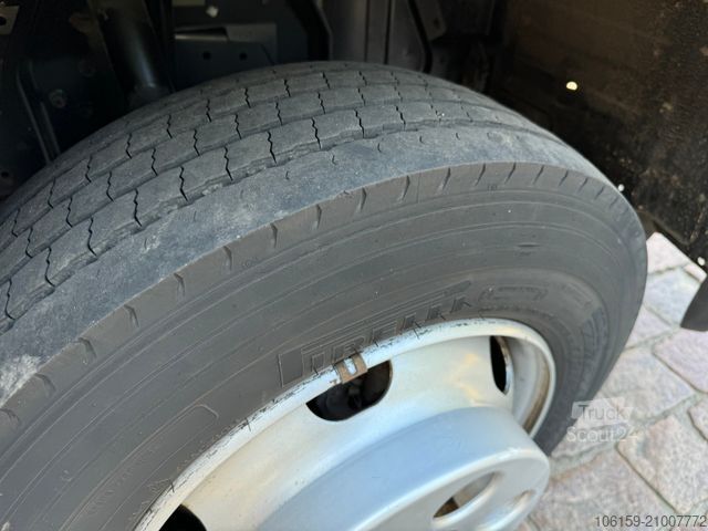 Fourgon tôlé MITSUBISHI Fuso Canter 7C15 / 3-Sitzer / Bär Lbw