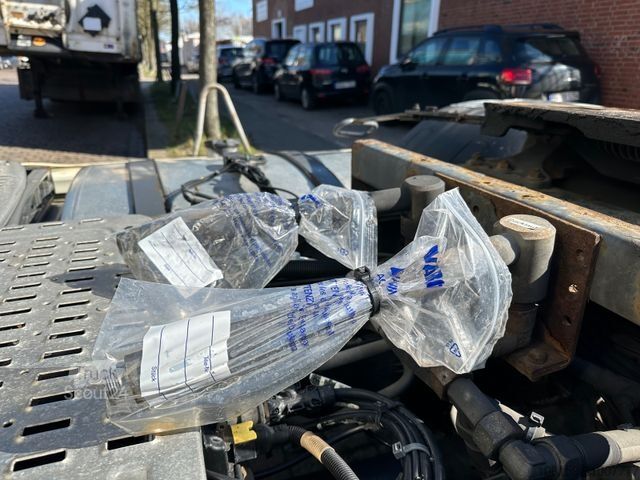 Standaard trekker DAF XF 460 / ADR /EL/EXII/OX/AT / E6 / Retarder