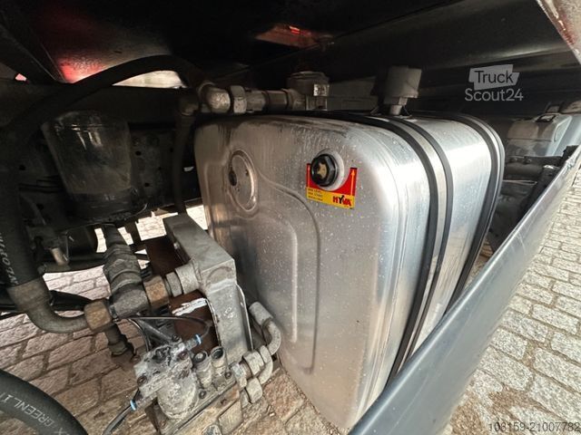 Камион платформа с брезент MAN TGA 18.350 Hydro 4x4 /4.000L Wassertank + Kompr.