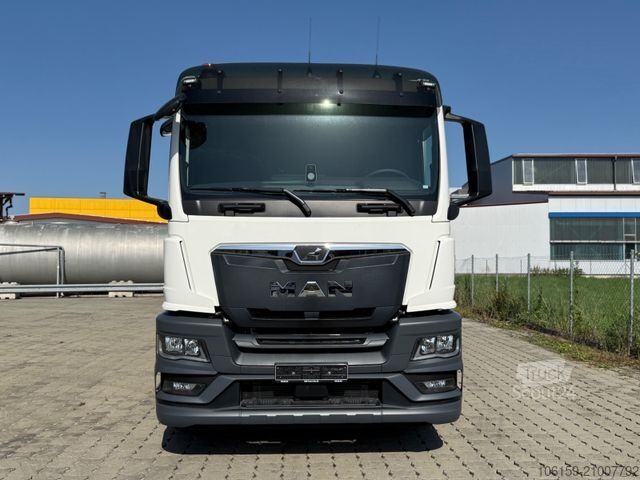 Камион платформа с брезент MAN TGS 26.440 6x2 Lift+Lenk  Gomm Pritsche + Lbw 2t