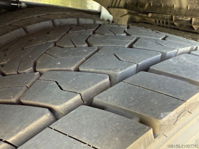 Камион платформа с брезент MAN TGS 26.440 6x2 Lift+Lenk  Gomm Pritsche + Lbw 2t