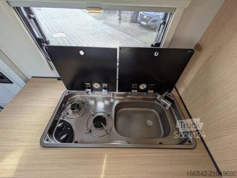 Capucine LMC Tourer A 690 G 140PS/Autom/Isofix/Markise/Fahrradträger