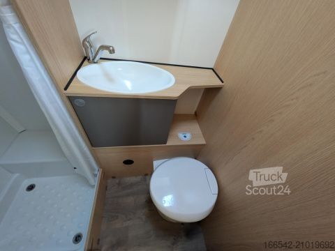 Capucine LMC Tourer A 690 G 140PS/Autom/Isofix/Markise/Fahrradträger