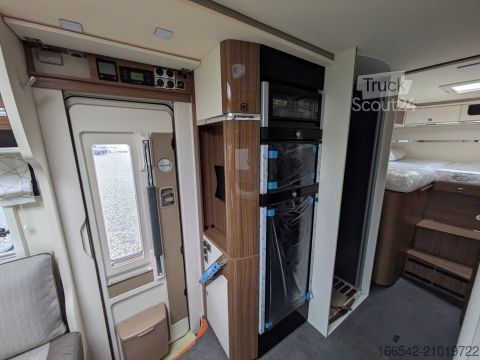 Integrerad husbil Eura Mobil Integra 760 EF 180PS/Autom/Navi/Markise/Lithium