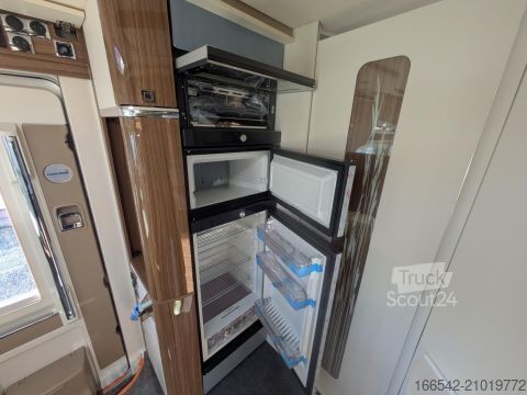 Integrerad husbil Eura Mobil Integra 760 EF Klima/Markise/Alu/Autom/Navi