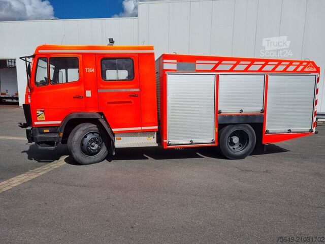 Fourgon personnalisé Mercedes-Benz -1124 F 4 x 2