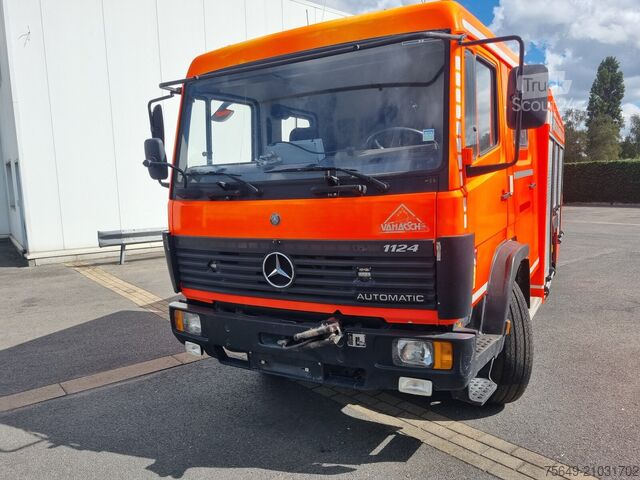 Fourgon personnalisé Mercedes-Benz -1124 F 4 x 2