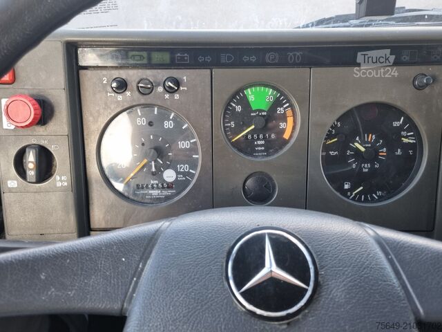 Fourgon personnalisé Mercedes-Benz -1124 F 4 x 2