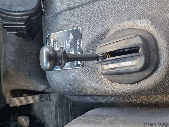 Customized van Mercedes-Benz -1124 F 4 x 2