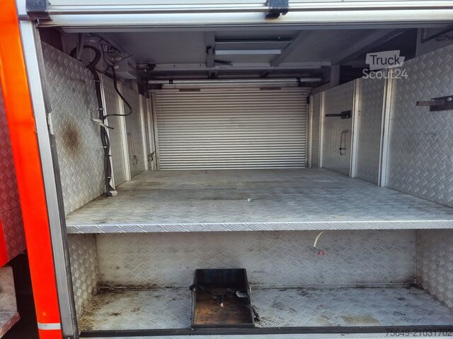 Fourgon personnalisé Mercedes-Benz -1124 F 4 x 2