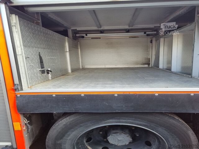 Customized van Mercedes-Benz -1124 F 4 x 2