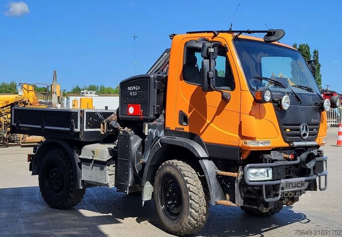Unimog Unimog U 20 4x4 U 20 4x4, Zapfwelle, Kran Hiab 022D-3 HiDuo, Funk