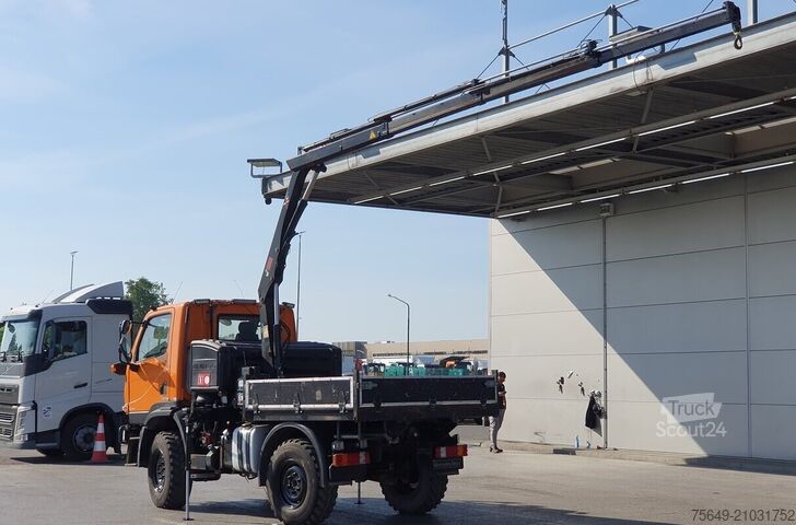 Unimog Unimog U 20 4x4 U 20 4x4, Zapfwelle, Kran Hiab 022D-3 HiDuo, Funk