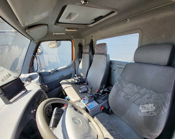 Unimog Unimog U 20 4x4 U 20 4x4, Zapfwelle, Kran Hiab 022D-3 HiDuo, Funk