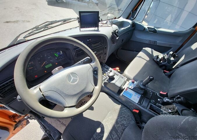 Unimog Unimog U 20 4x4 U 20 4x4, Zapfwelle, Kran Hiab 022D-3 HiDuo, Funk