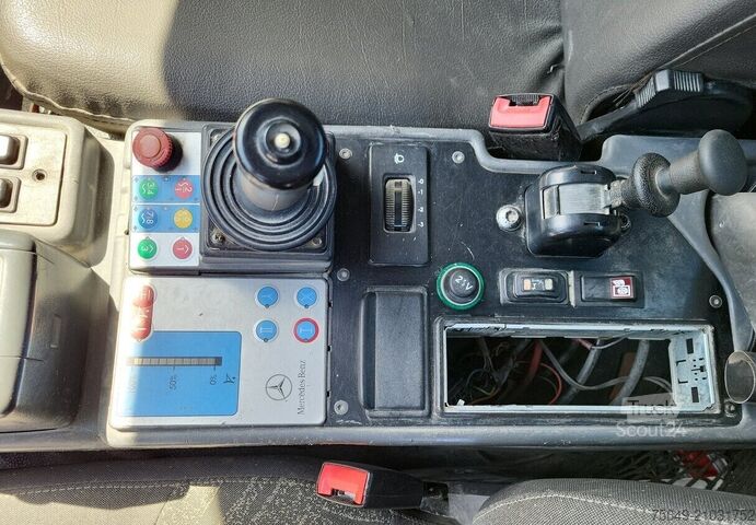 Unimog Unimog U 20 4x4 U 20 4x4, Zapfwelle, Kran Hiab 022D-3 HiDuo, Funk