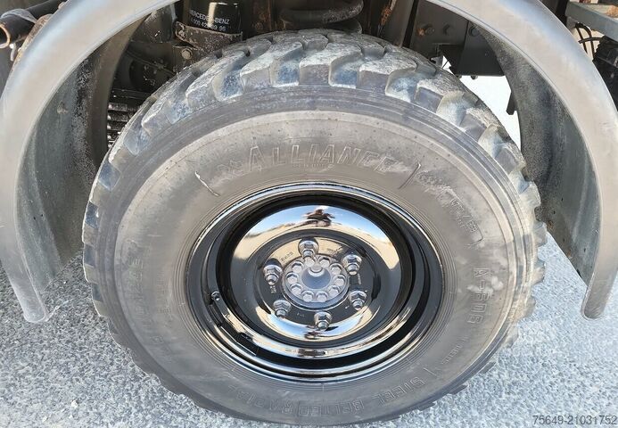 Unimog Unimog U 20 4x4 U 20 4x4, Zapfwelle, Kran Hiab 022D-3 HiDuo, Funk