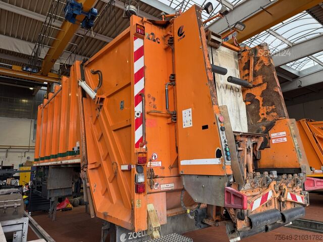 Spezial-LKW Medium X2c21 mit Zöller Schüttung Medium X2c21 mit Zöller Schüttung