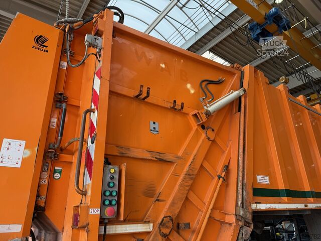 Spezial-LKW  Medium X2c21 mit Zöller Schüttung Medium X2c21 mit Zöller Schüttung