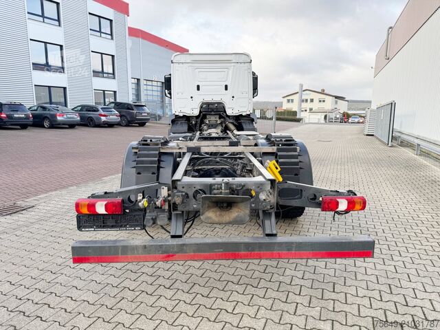 Camion porte-voitures Mercedes-Benz Arocs 1840 L 4x2 Arocs 1840 L 4x2, MultimediaCockpit, Navi