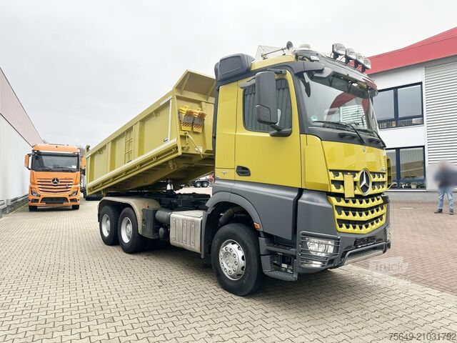 Camion-benne tricar Mercedes-Benz Arocs 3363 K 6x4 Arocs 3363 K 6x4, Grounder, Turbo-Retarder-Kupplung, Bordmatik