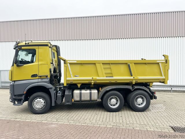 Camion-benne tricar Mercedes-Benz Arocs 3363 K 6x4 Arocs 3363 K 6x4, Grounder, Turbo-Retarder-Kupplung, Bordmatik