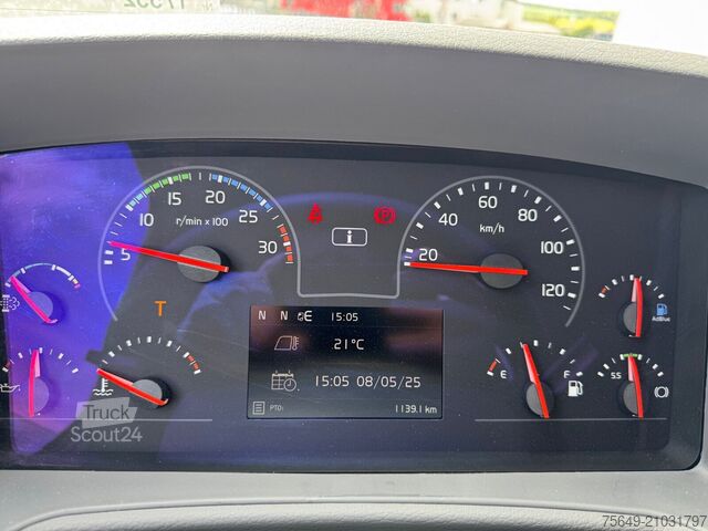 Grue à tour  FL 280 4x4 FL 280 4x4 mit 10-13 m/t Kran