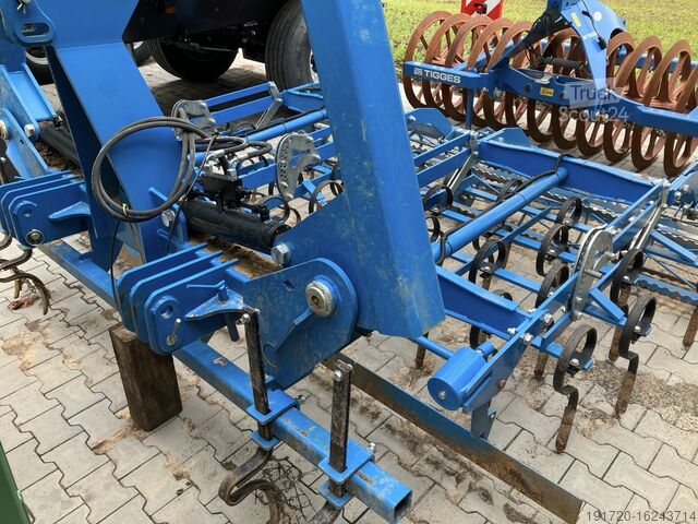 Συνδυασμός Harrow  Saatbettkombi 6m hydr.