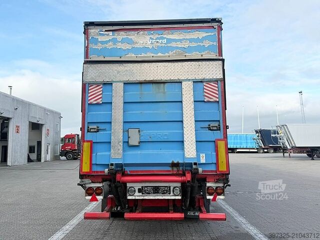 Schiebeplanen Kel-Berg City curtain / City-Plane / City gardin