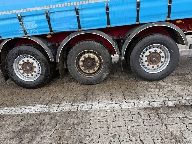 Schiebeplanen Kel-Berg Curtainsider / Planenauflieger / Gardin