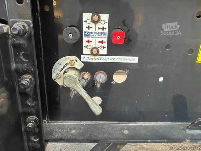 Kipper Kel-Berg Asphalt tipper trailer / Asphalt-Kippanhänger /