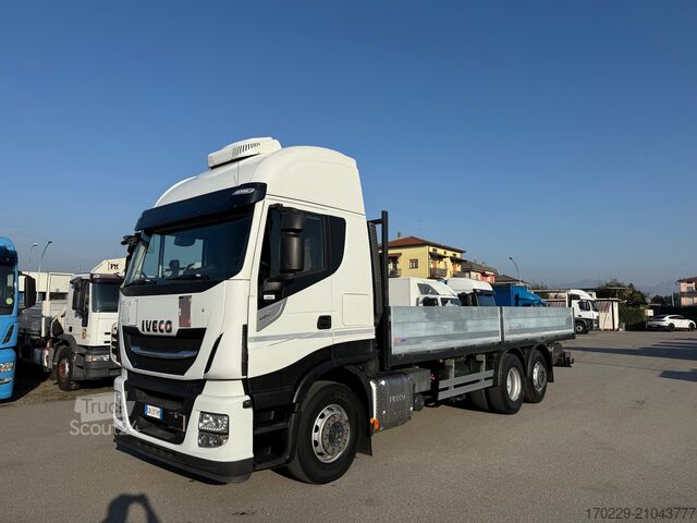 Camion plateau Iveco stralis 480