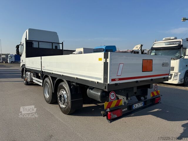 Camion plateau Iveco stralis 480