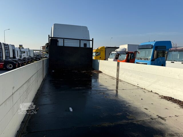 Camion plateau Iveco stralis 480