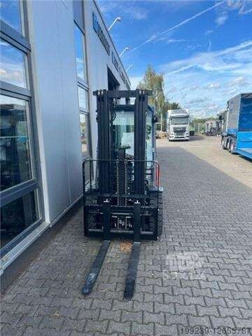 Frontstapler Toyota ToneroTC 52-8FDF30