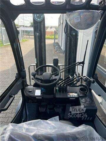 Frontstapler Toyota ToneroTC 52-8FDF30