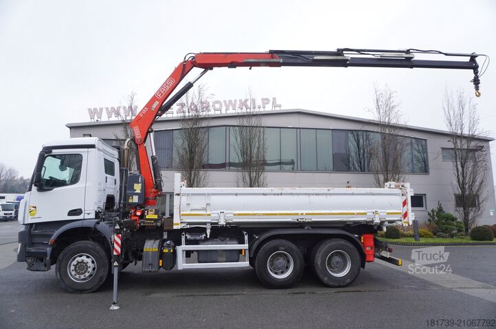 Iki taraflı damperli kamyon Mercedes-Benz Arocs 2636 6x4 / 2-way tipper / Fassi
