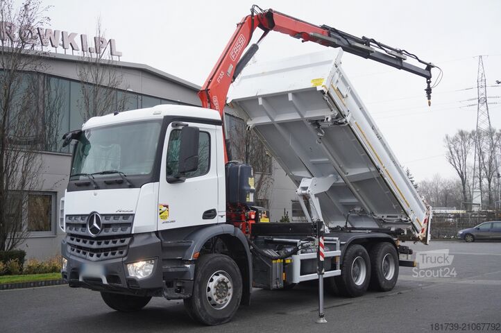 Iki taraflı damperli kamyon Mercedes-Benz Arocs 2636 6x4 / 2-way tipper / Fassi