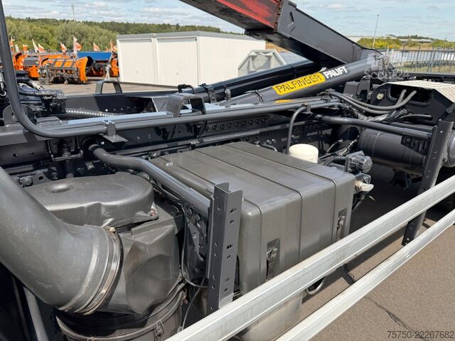 Jiný IVECO Trakker 330 EEV- Winterdienst- Palfinger