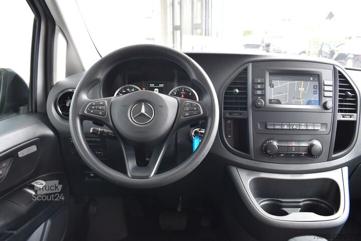 Minibus MERCEDES-BENZ Vito Mixto 114 CDI 4x4 kompakt Autom. 2xSchiebet